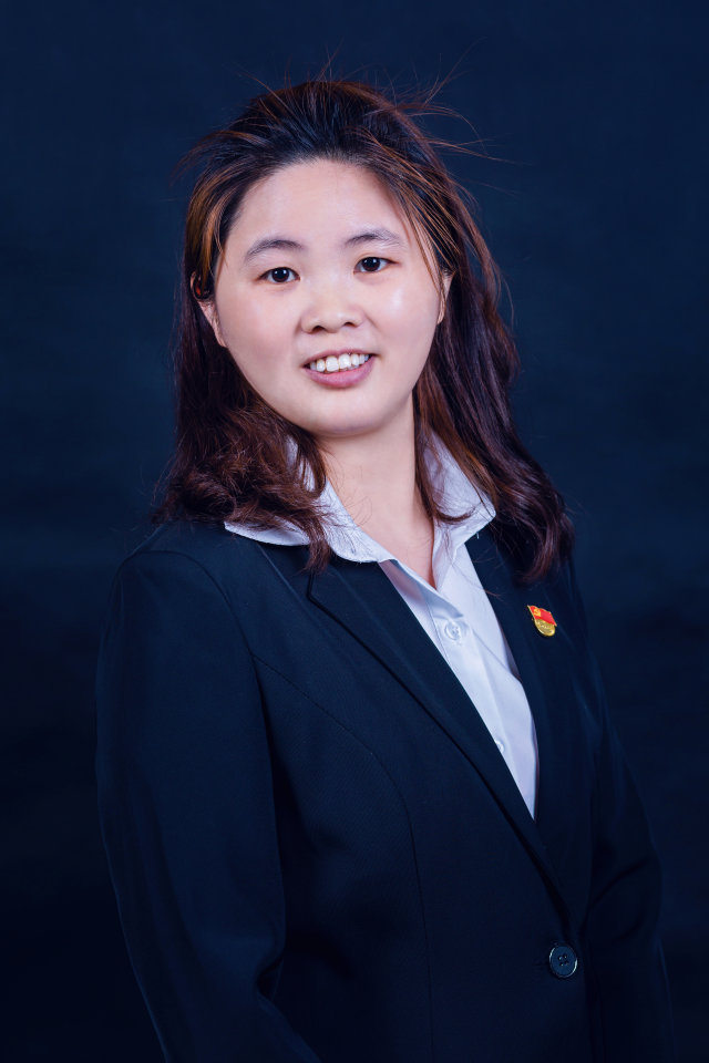 杨金云.png